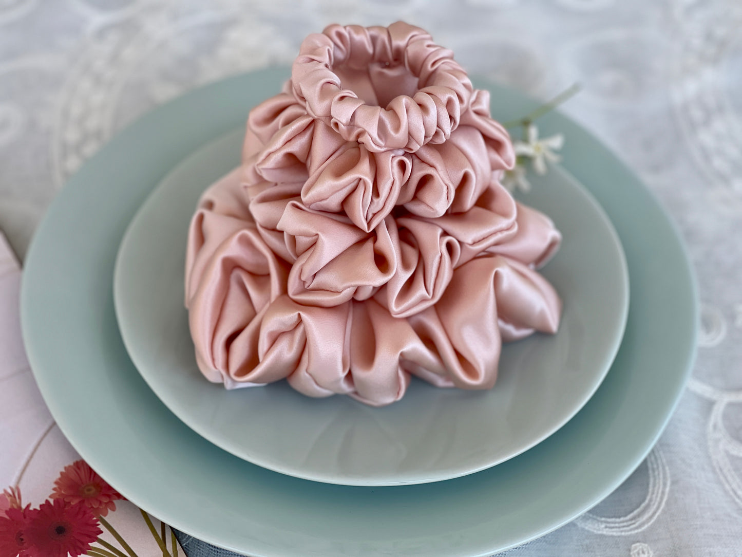 Pink Blush 30 Momme 6A Grade Pure Mulberry Silk Satin Scrunchies XL Oversized Jumbo Regular Skinny Thick Thin Mini Chic Hair Tie Romantic