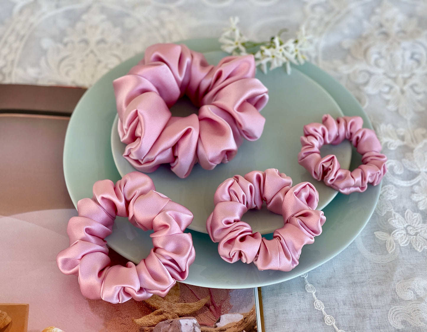 Light Pink Scrunchies 30 momme silk Hair Tie Soft Satin Elastic Hair Tie Scrunchies Oversized Scrunchies Jumbo Large Skinny Mini Pure Silk