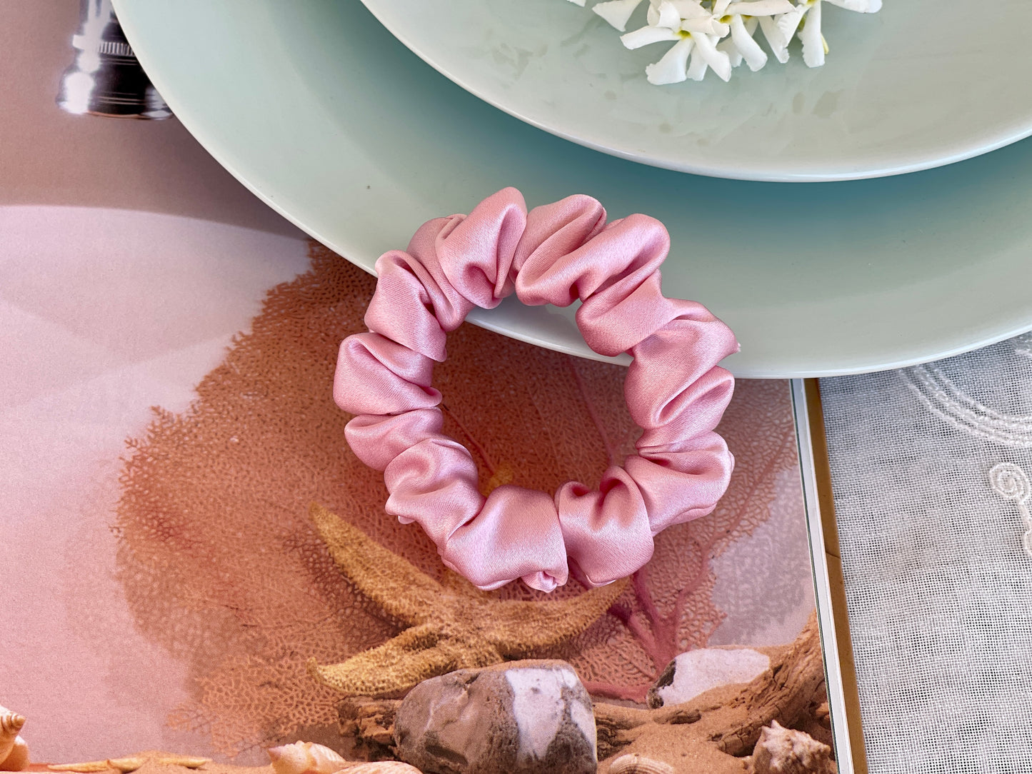 Light Pink Scrunchies 30 momme silk Hair Tie Soft Satin Elastic Hair Tie Scrunchies Oversized Scrunchies Jumbo Large Skinny Mini Pure Silk