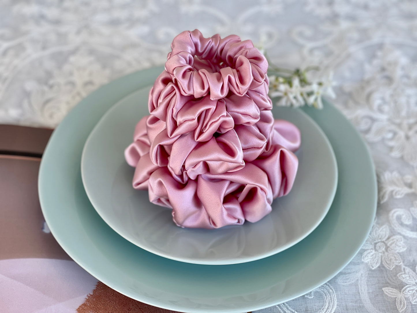 Light Pink Scrunchies 30 momme silk Hair Tie Soft Satin Elastic Hair Tie Scrunchies Oversized Scrunchies Jumbo Large Skinny Mini Pure Silk