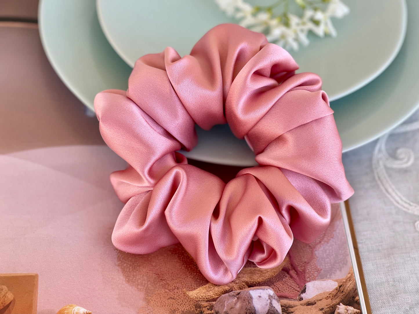 Rose Pink Hair Tie 30 Momme 6A Grade 100% Pure Mulberry Silk Satin Scrunchies Oversized Jumbo Regular Skinny Ultra Thin Mini Hair Scrunchy