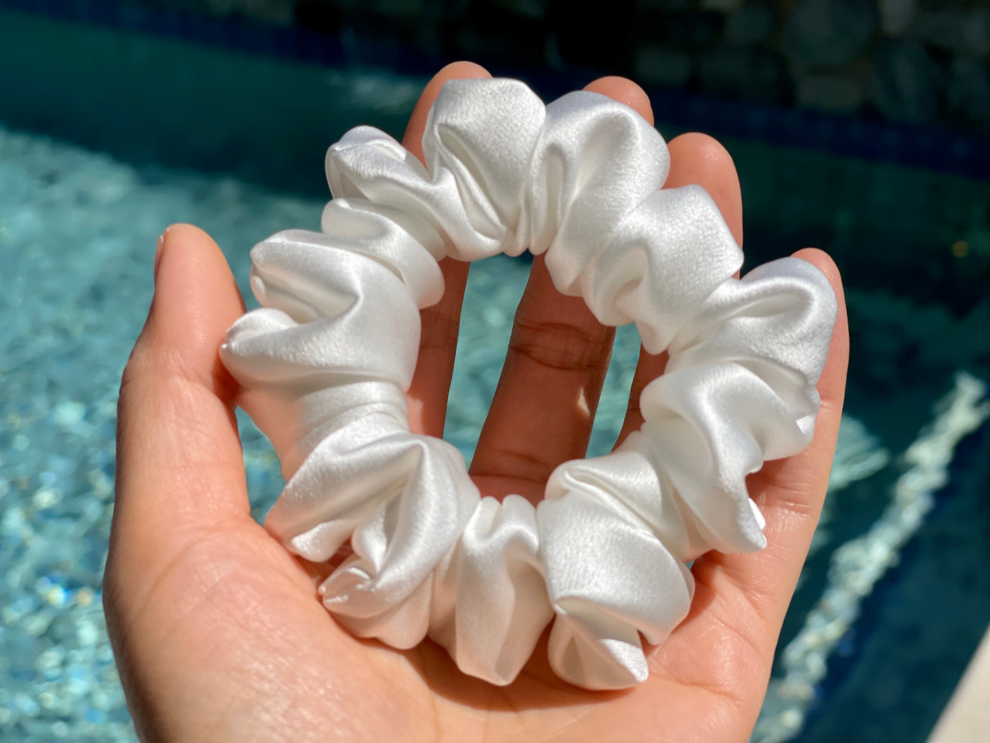 White Scrunchies 30 momme silk Hair Tie Soft Satin Elastic Hair Tie Scrunchies Oversized Scrunchies Jumbo Large Skinny Mini Bride Pure Silk