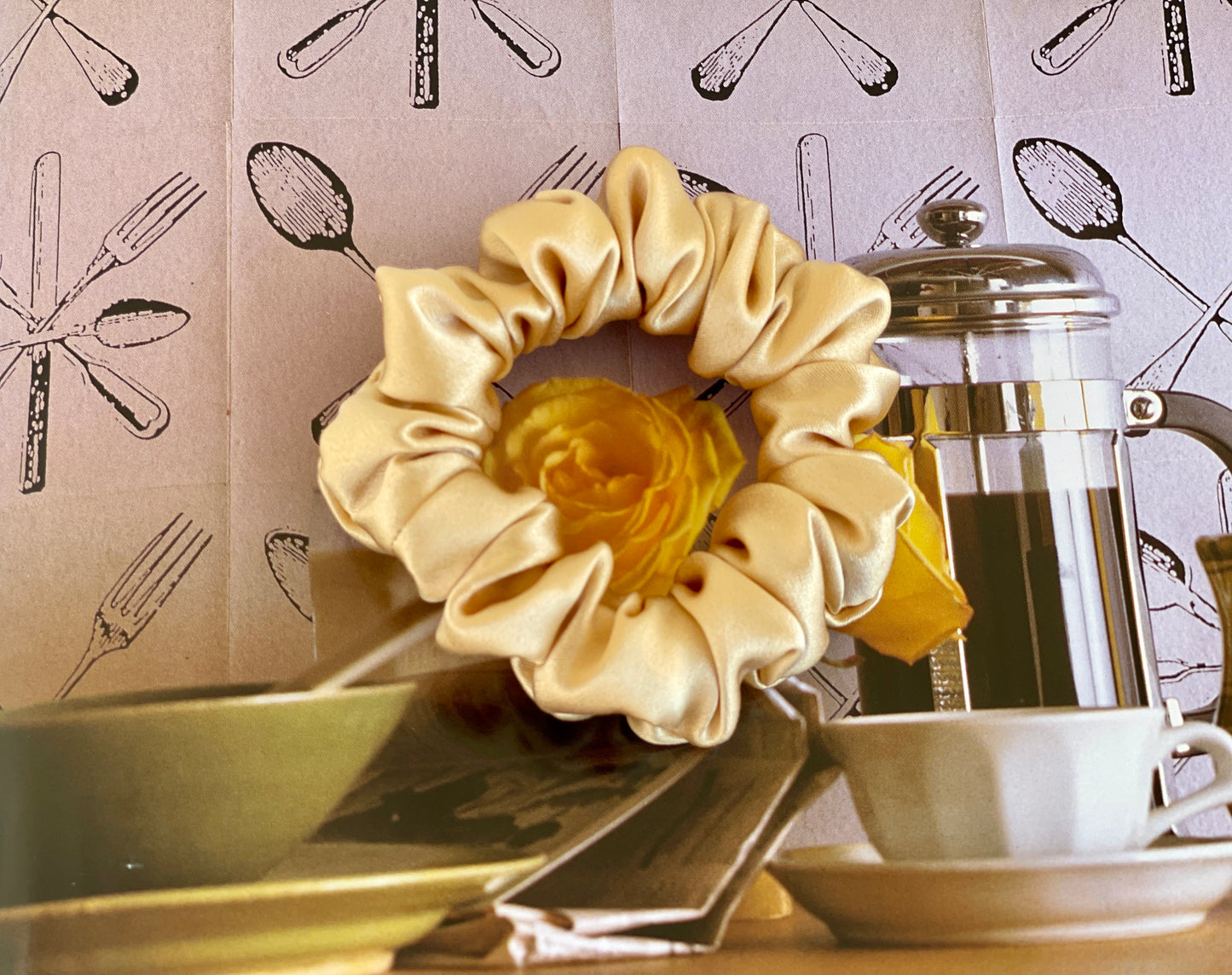 Champagne 30 Momme 6A Grade 100% Pure Mulberry Silk Satin Scrunchies XL Giant Jumbo Regular Skinny Ultra Thin Mini Hair Tie Gift For her