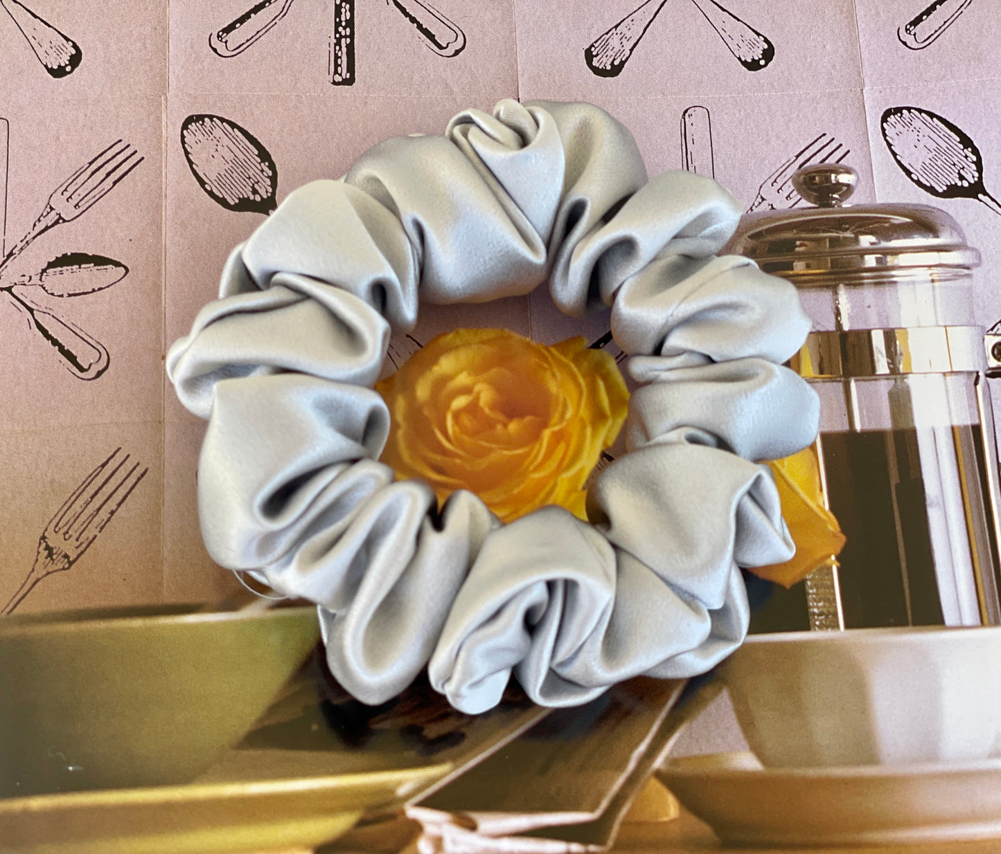 Silver 30 Momme 100% Pure Mulberry Silk Satin Scrunchies XL Oversized Giant Scrunchies WIDE ELASTIC Thin Regular Thick 90s fashion Hair Tie