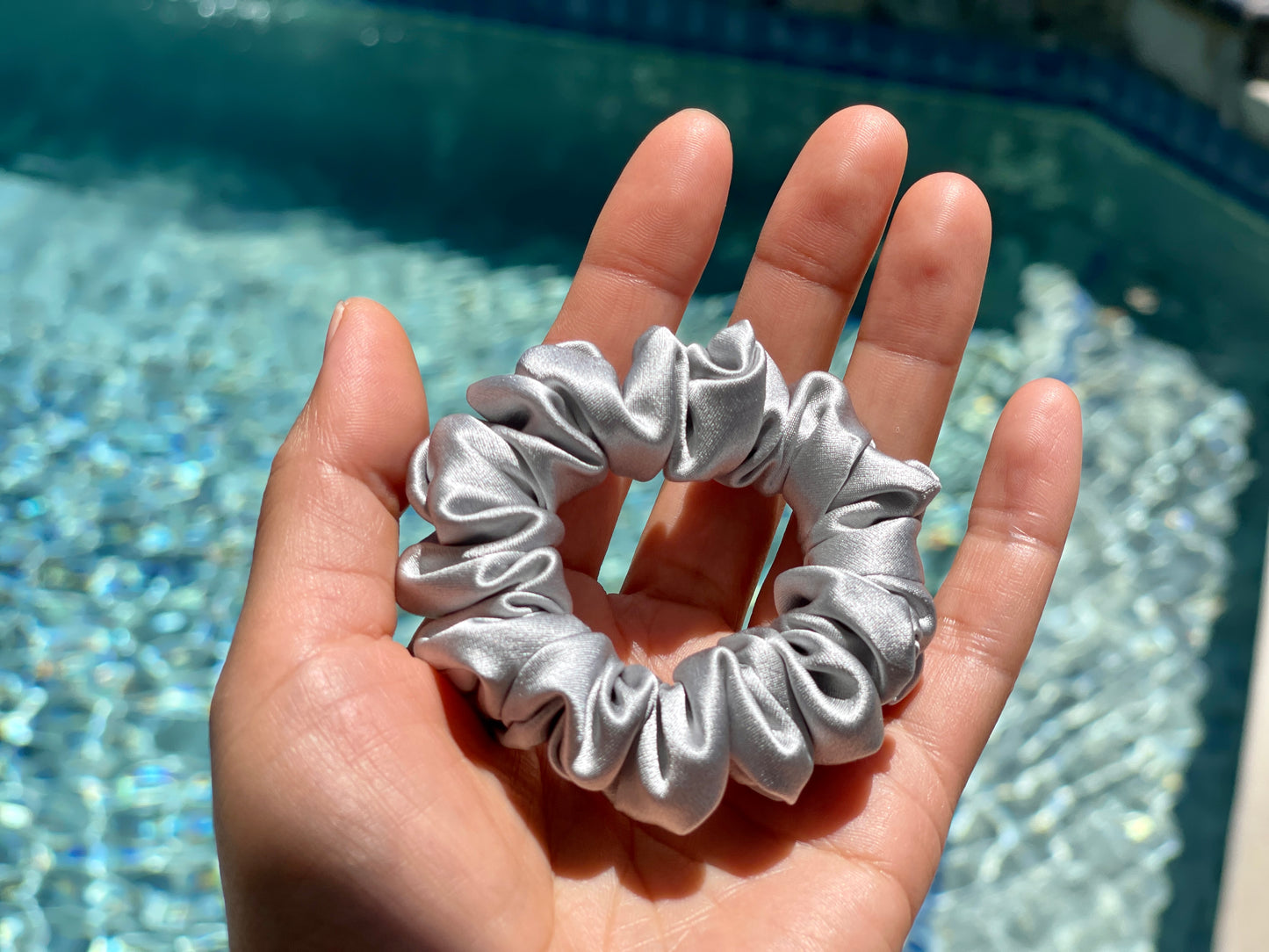 Silver 30 Momme 100% Pure Mulberry Silk Satin Scrunchies XL Oversized Giant Scrunchies WIDE ELASTIC Thin Regular Thick 90s fashion Hair Tie