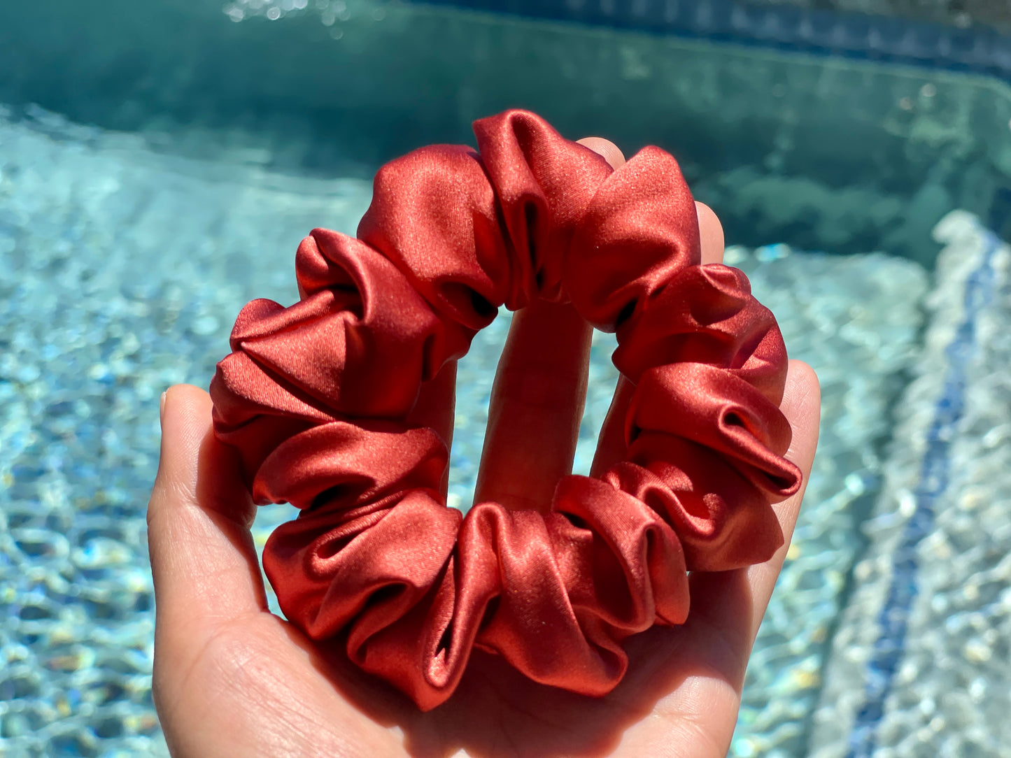 Rusty Red 30 Momme 100% Pure Mulberry Silk Satin Scrunchies XL Giant Jumbo Regular Skinny Ultra Thin Mini Hair Tie Scrunchies For Hair Tie