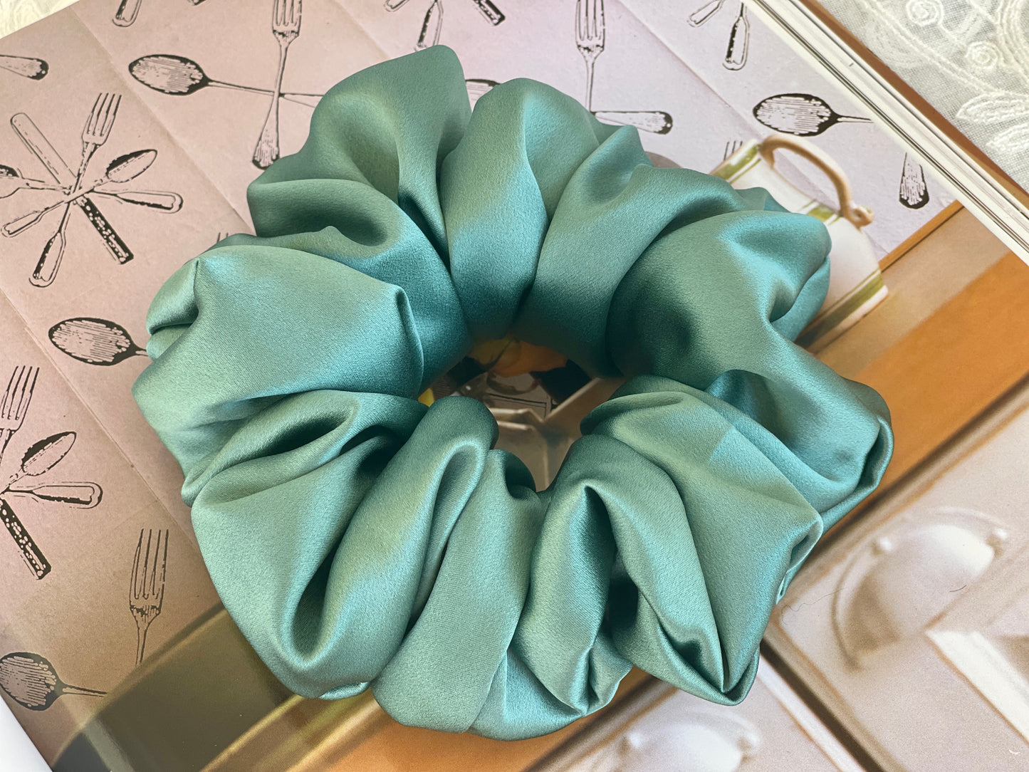 Fern Green Hair Tie 30 momme silk Soft Satin Scrunchies Elastic Hair Tie Scrunchies Oversized Scrunchies Jumbo Large Skinny Mini Gift