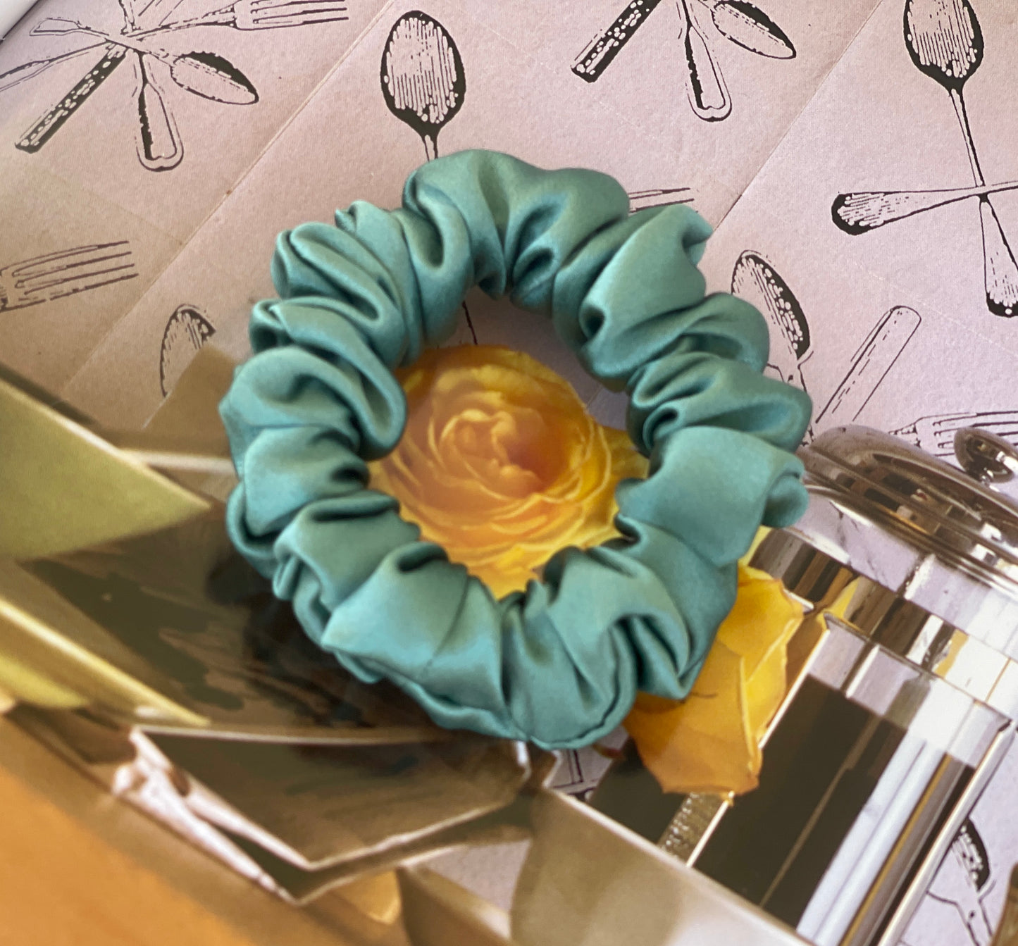 Fern Green Hair Tie 30 momme silk Soft Satin Scrunchies Elastic Hair Tie Scrunchies Oversized Scrunchies Jumbo Large Skinny Mini Gift