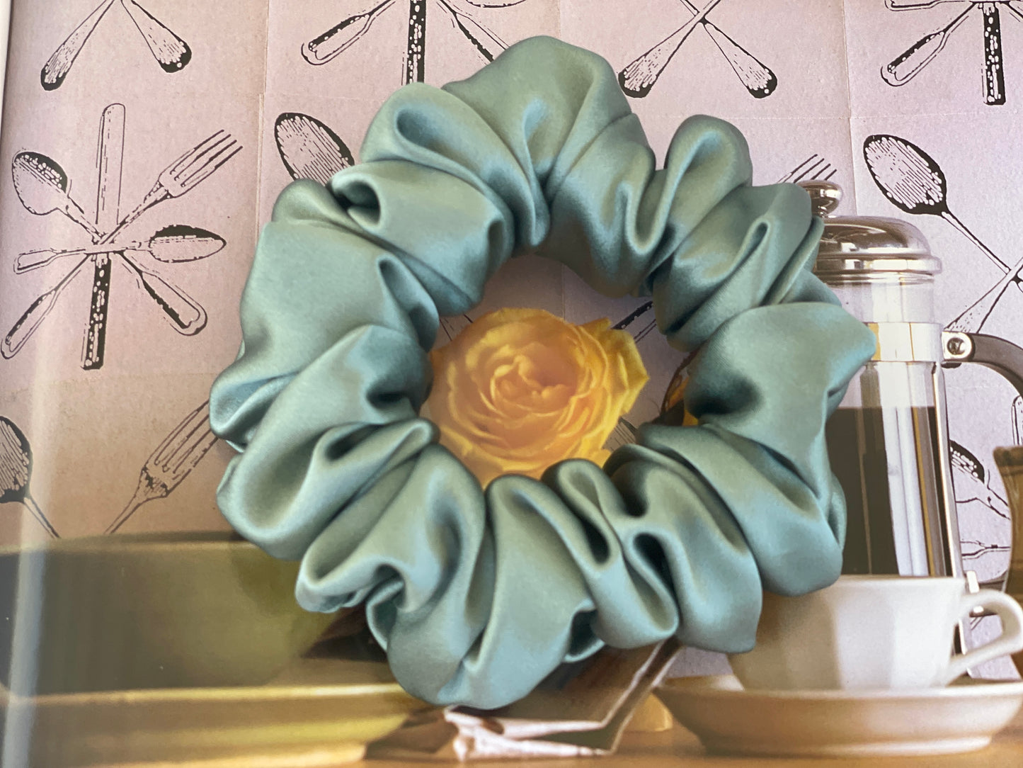 Sage Green 30 Momme 100% Pure Mulberry Silk Satin Scrunchies XL Giant Jumbo Regular Skinny Ultra Thin Mini Hair Scrunchies for bridesmaids