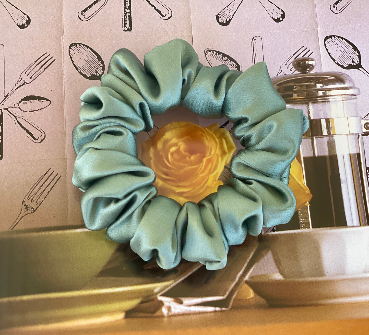 Sage Green 30 Momme 100% Pure Mulberry Silk Satin Scrunchies XL Giant Jumbo Regular Skinny Ultra Thin Mini Hair Scrunchies for bridesmaids