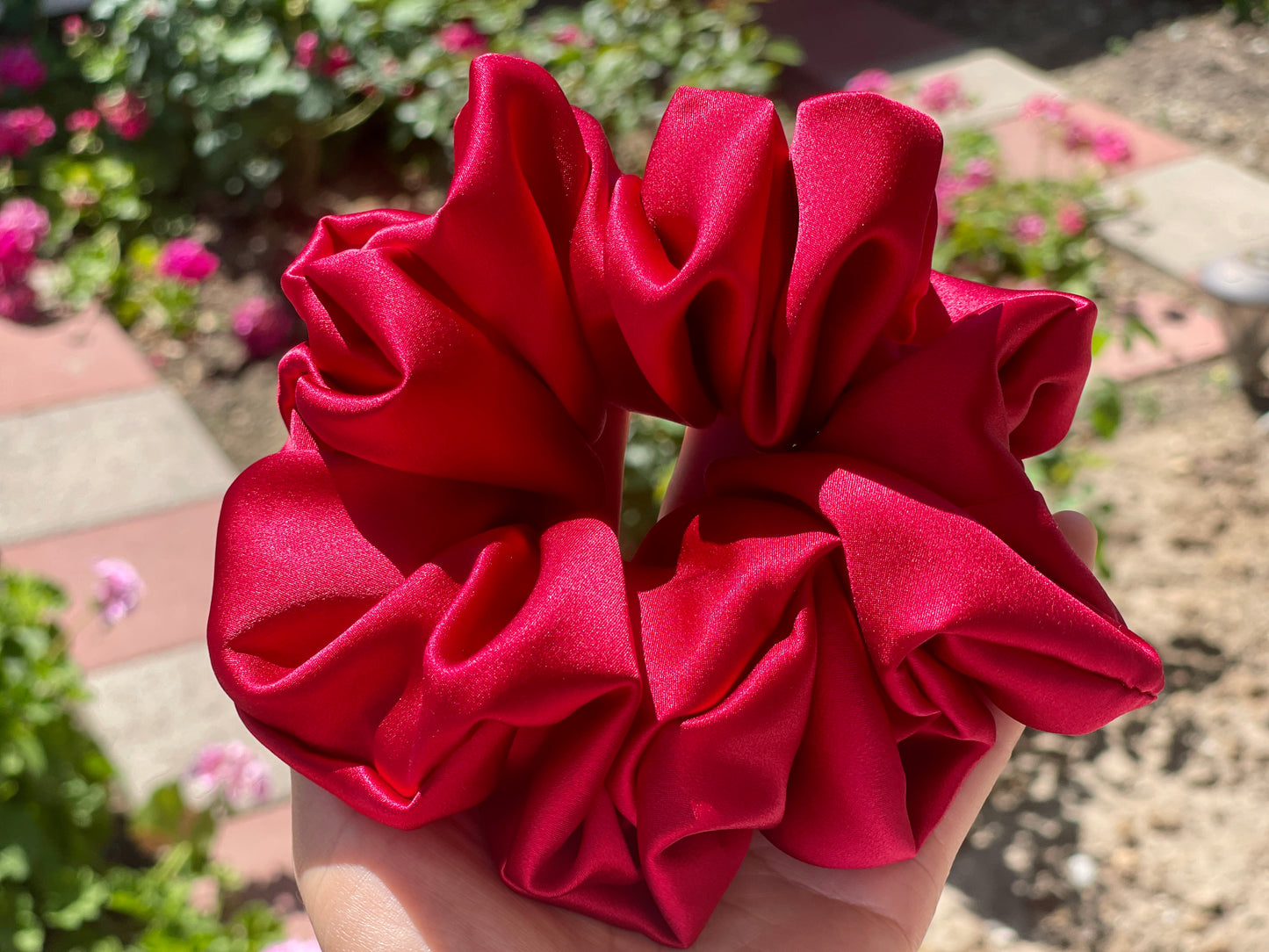 Wine Red Hair Tie 30 Momme 6A Grade 100% Pure Mulberry Silk Scrunchies Oversized Jumbo Regular Skinny Ultra Thin Mini Hair Scrunchy For Her