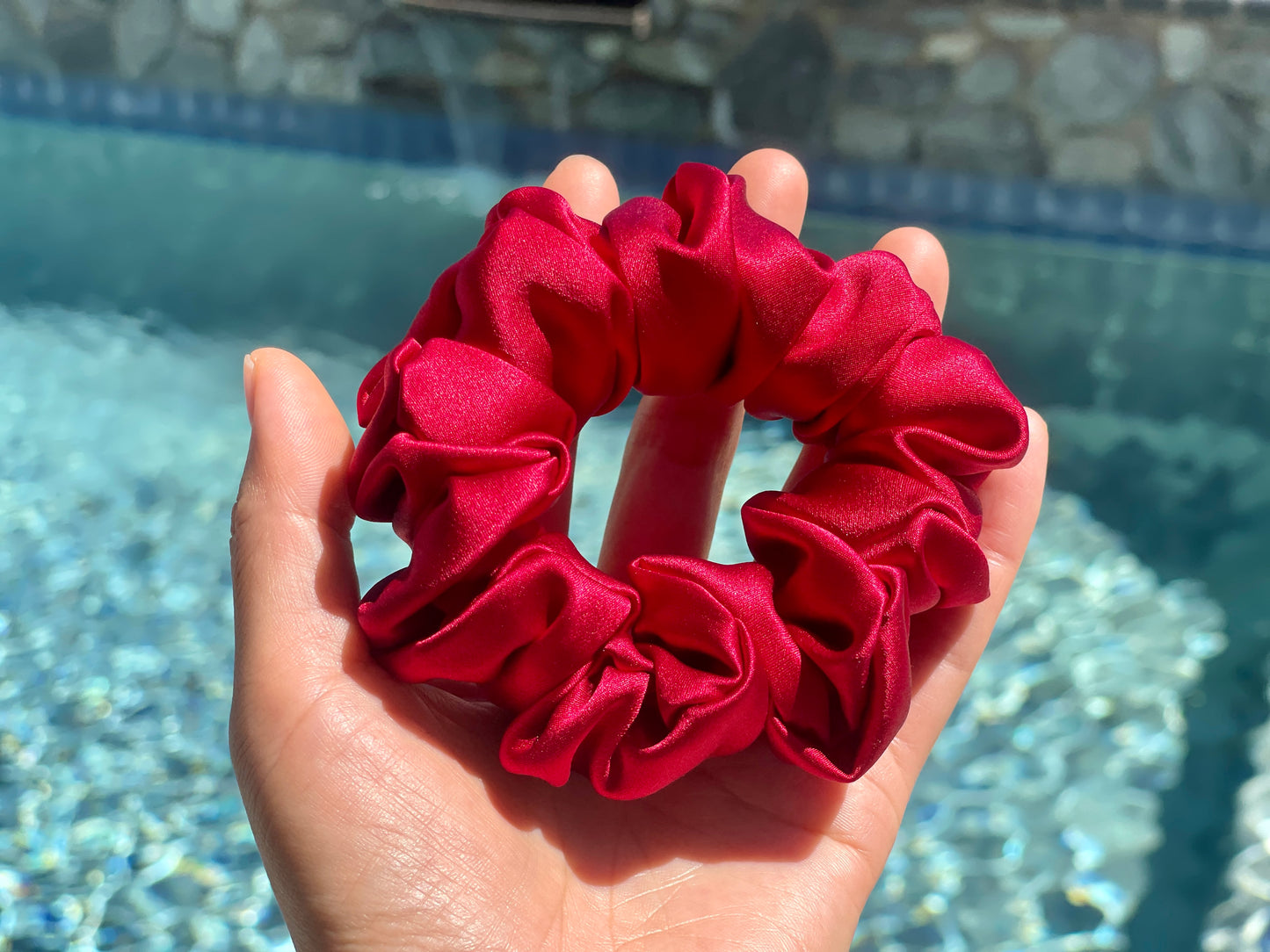 Wine Red Hair Tie 30 Momme 6A Grade 100% Pure Mulberry Silk Scrunchies Oversized Jumbo Regular Skinny Ultra Thin Mini Hair Scrunchy For Her
