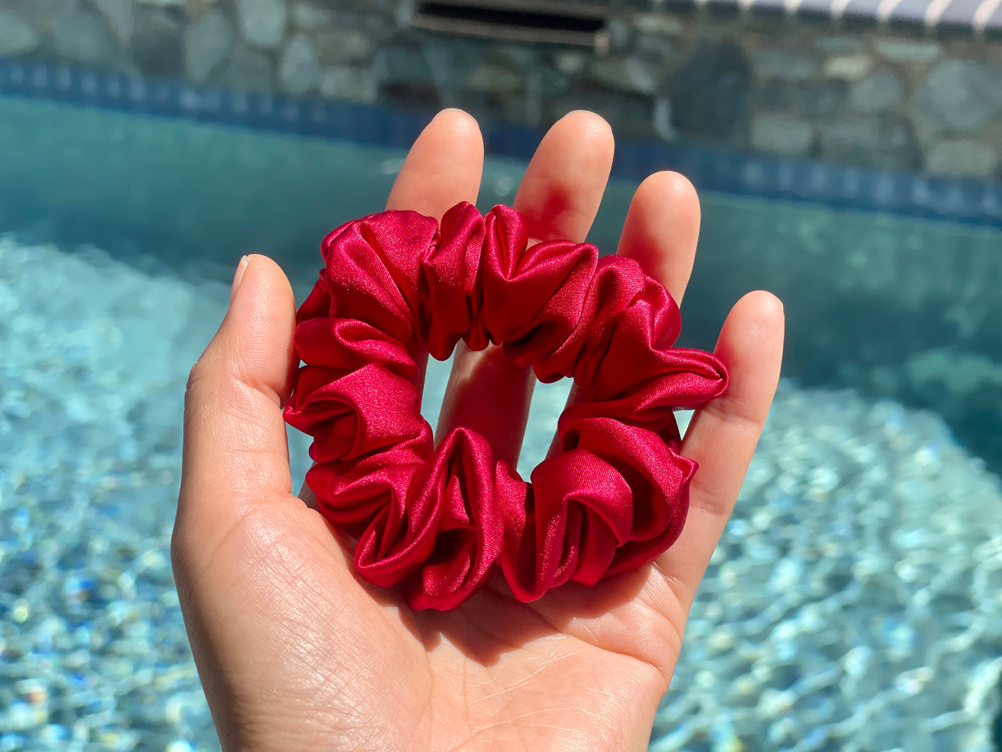 Wine Red Hair Tie 30 Momme 6A Grade 100% Pure Mulberry Silk Scrunchies Oversized Jumbo Regular Skinny Ultra Thin Mini Hair Scrunchy For Her