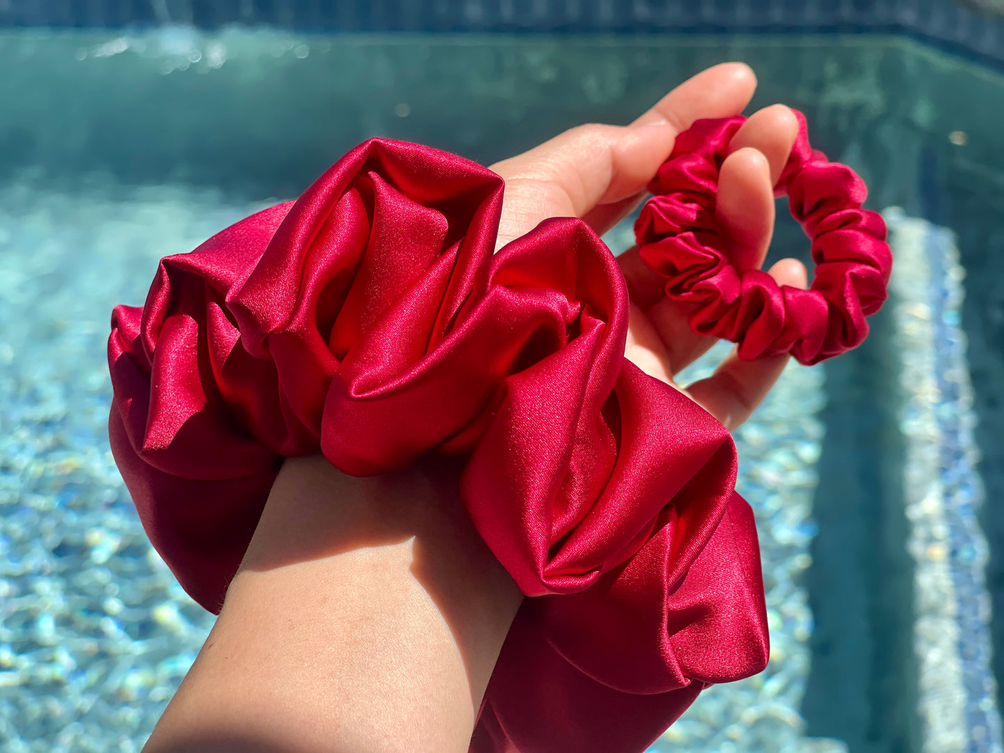 Wine Red Hair Tie 30 Momme 6A Grade 100% Pure Mulberry Silk Scrunchies Oversized Jumbo Regular Skinny Ultra Thin Mini Hair Scrunchy For Her