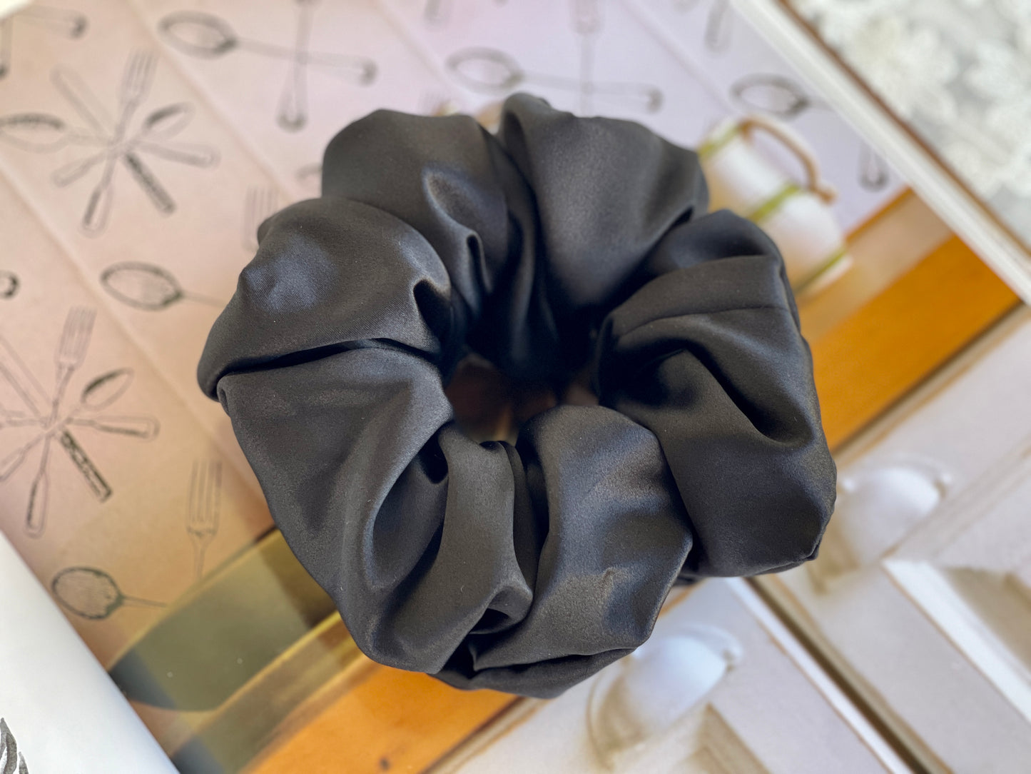 Black 30 Momme 6A Grade 100% Pure Mulberry Silk Satin Scrunchies XL Giant Jumbo Regular Skinny Ultra Thin Mini Hair Tie Gift For her