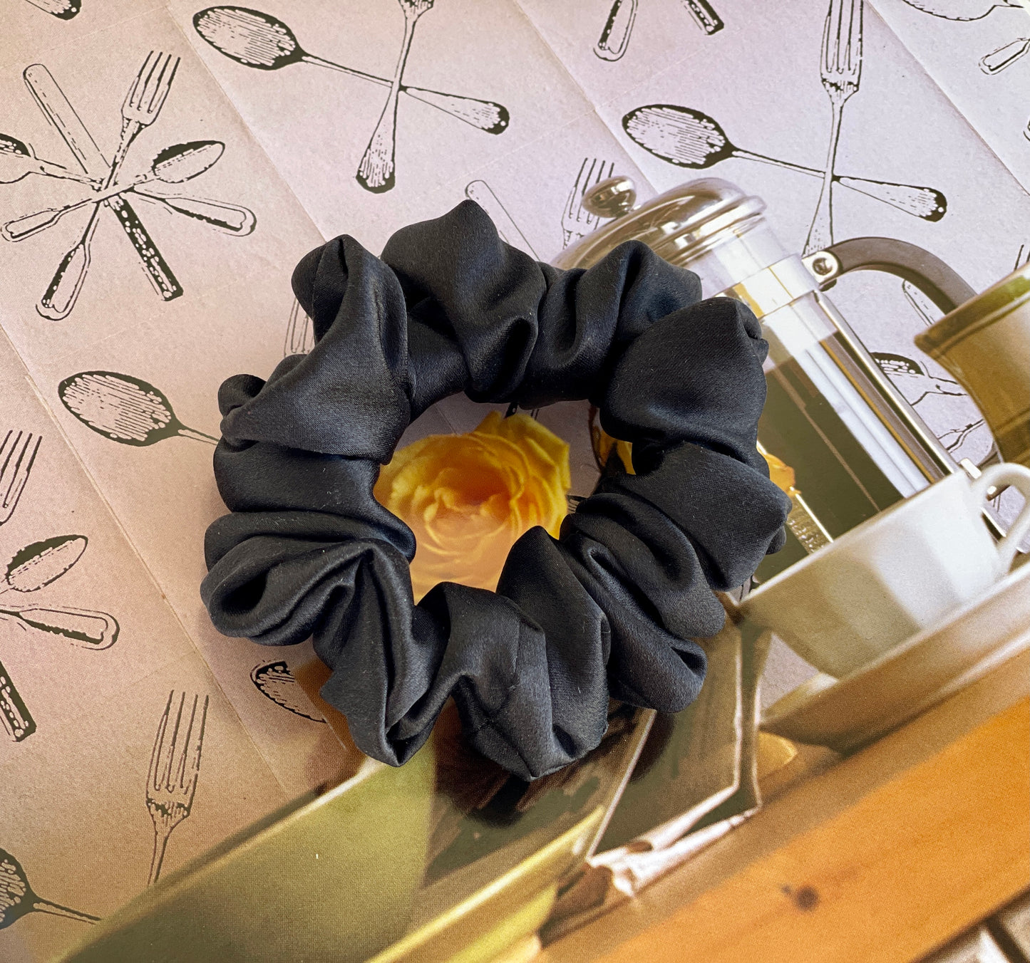 Black 30 Momme 6A Grade 100% Pure Mulberry Silk Satin Scrunchies XL Giant Jumbo Regular Skinny Ultra Thin Mini Hair Tie Gift For her