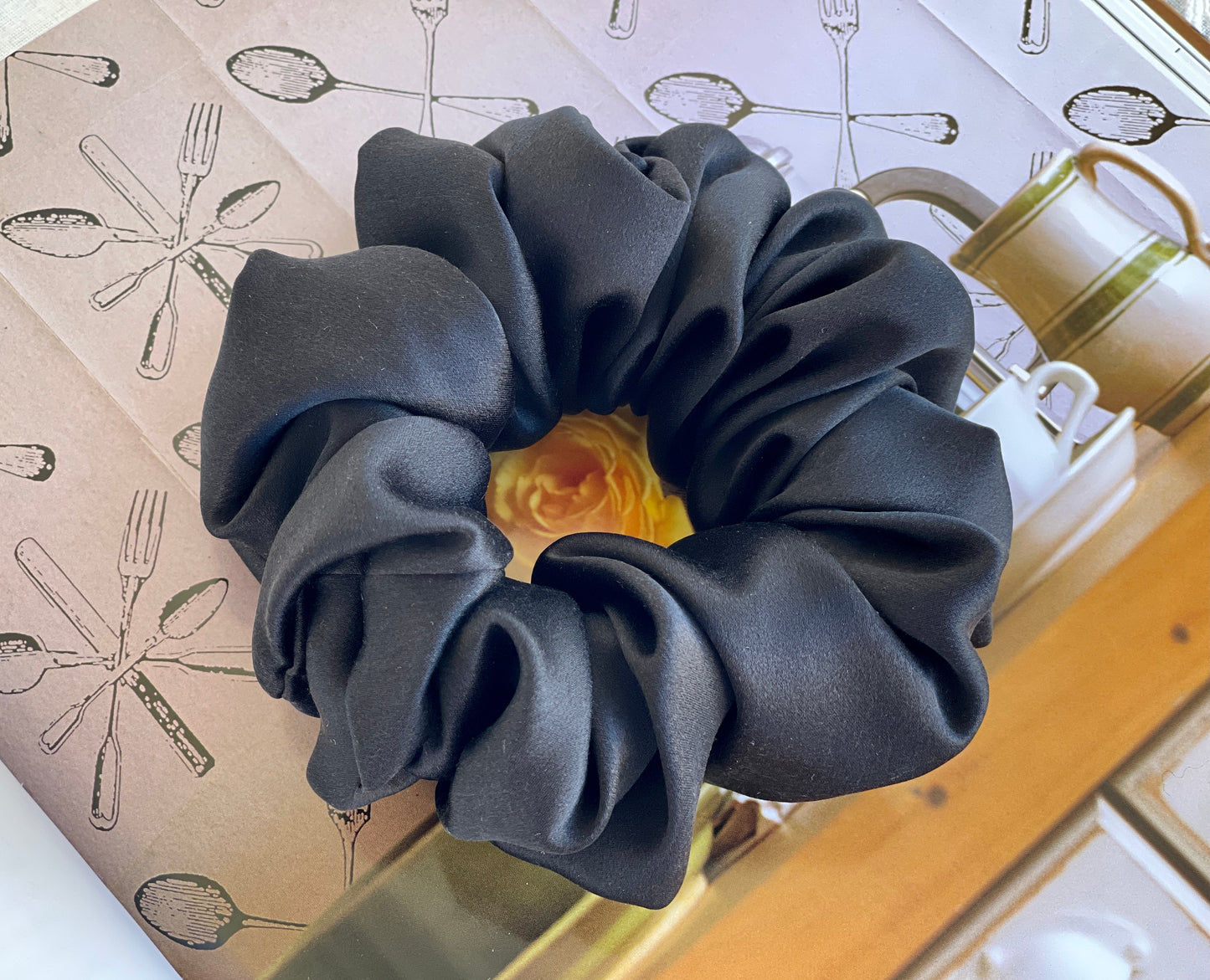 Black 30 Momme 6A Grade 100% Pure Mulberry Silk Satin Scrunchies XL Giant Jumbo Regular Skinny Ultra Thin Mini Hair Tie Gift For her