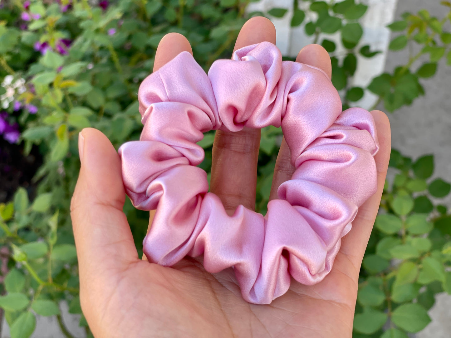 Light Pink Scrunchies 30 momme silk Hair Tie Soft Satin Elastic Hair Tie Scrunchies Oversized Scrunchies Jumbo Large Skinny Mini Pure Silk