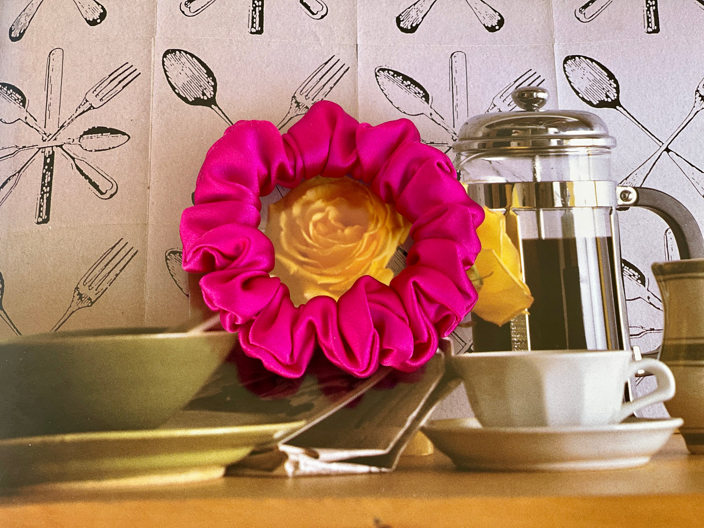 Pink Fushia Hair Tie 30 Momme 6A Grade 100% Pure Mulberry Silk Scrunchies Oversized Jumbo Regular Skinny Ultra Thin Mini Hair Scrunchy Gift