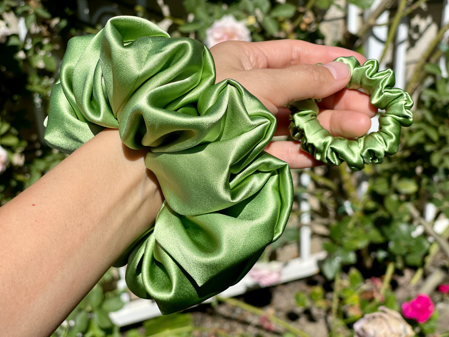 Moss Green 30 Momme 100% Pure Mulberry Silk Satin Scrunchies  XL Giant Jumbo Regular Skinny Ultra Thin Mini Hair Tie Gift For Wedding Gifts