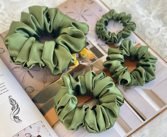Dark Olive Green 30 Momme 100% Pure Mulberry Silk Satin Scrunchies XL Giant Jumbo Regular Skinny Ultra Thin Mini Hair Tie Gift For Wedding
