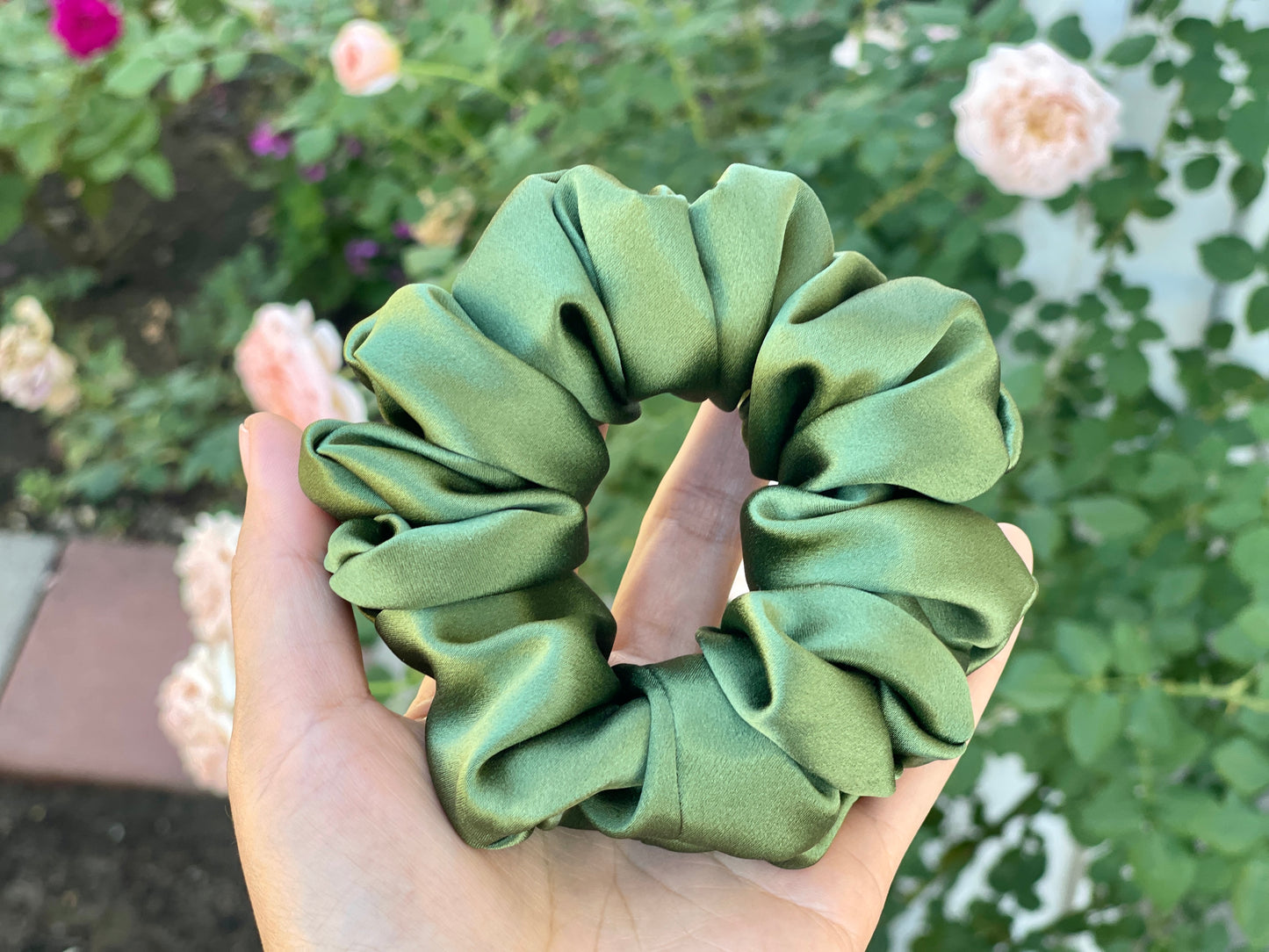 Dark Olive Green 30 Momme 100% Pure Mulberry Silk Satin Scrunchies XL Giant Jumbo Regular Skinny Ultra Thin Mini Hair Tie Gift For Wedding