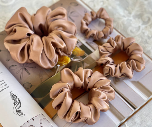 Latte 30 Momme 100% Pure Mulberry Silk Satin Scrunchies XL Giant Jumbo Regular Skinny Ultra Thin Mini Hair Scrunchies for bridesmaids